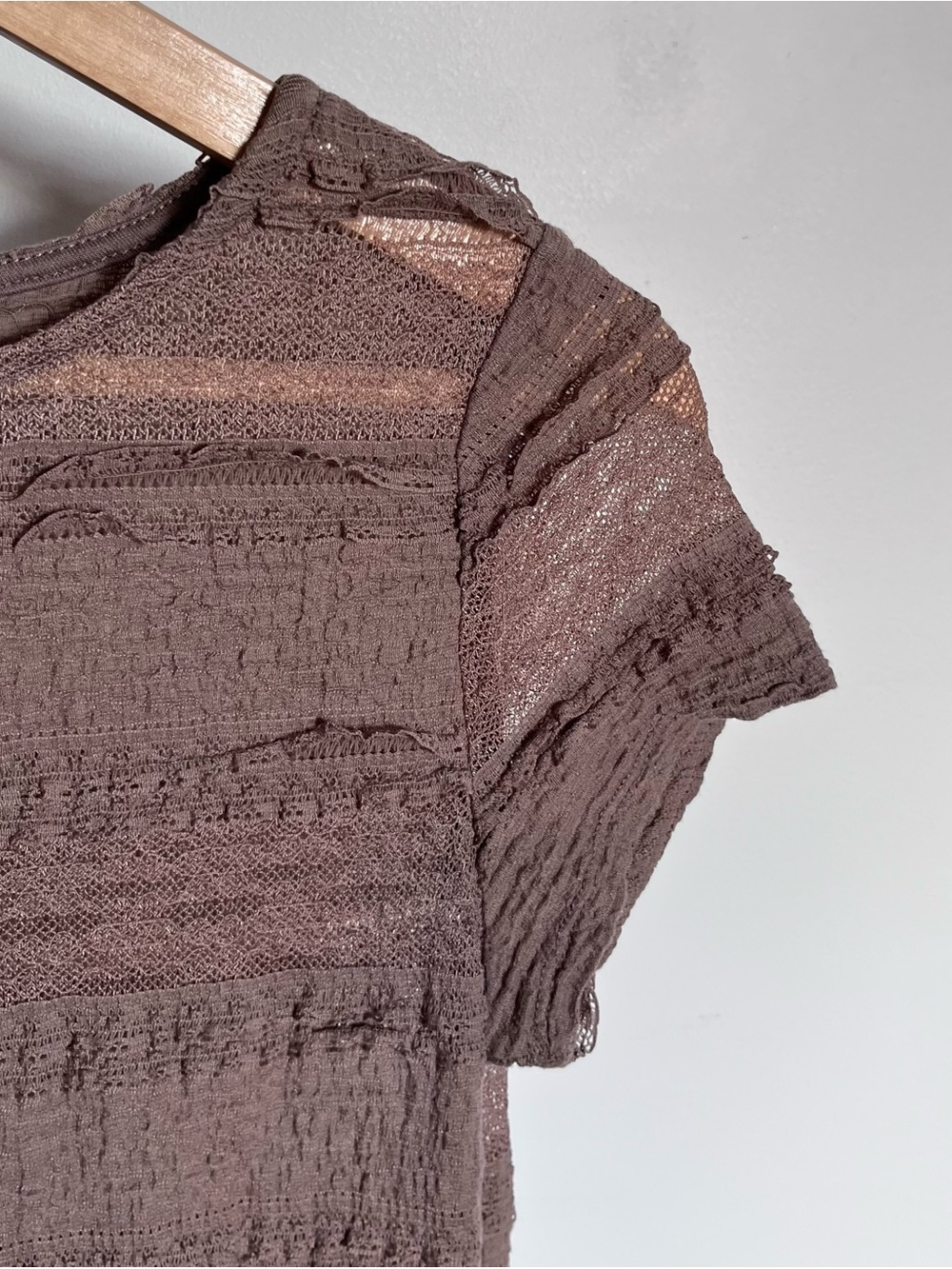 Suzy Shier Textured Short Sleeve Tee in Taupe Brown - Picture 7 of 8